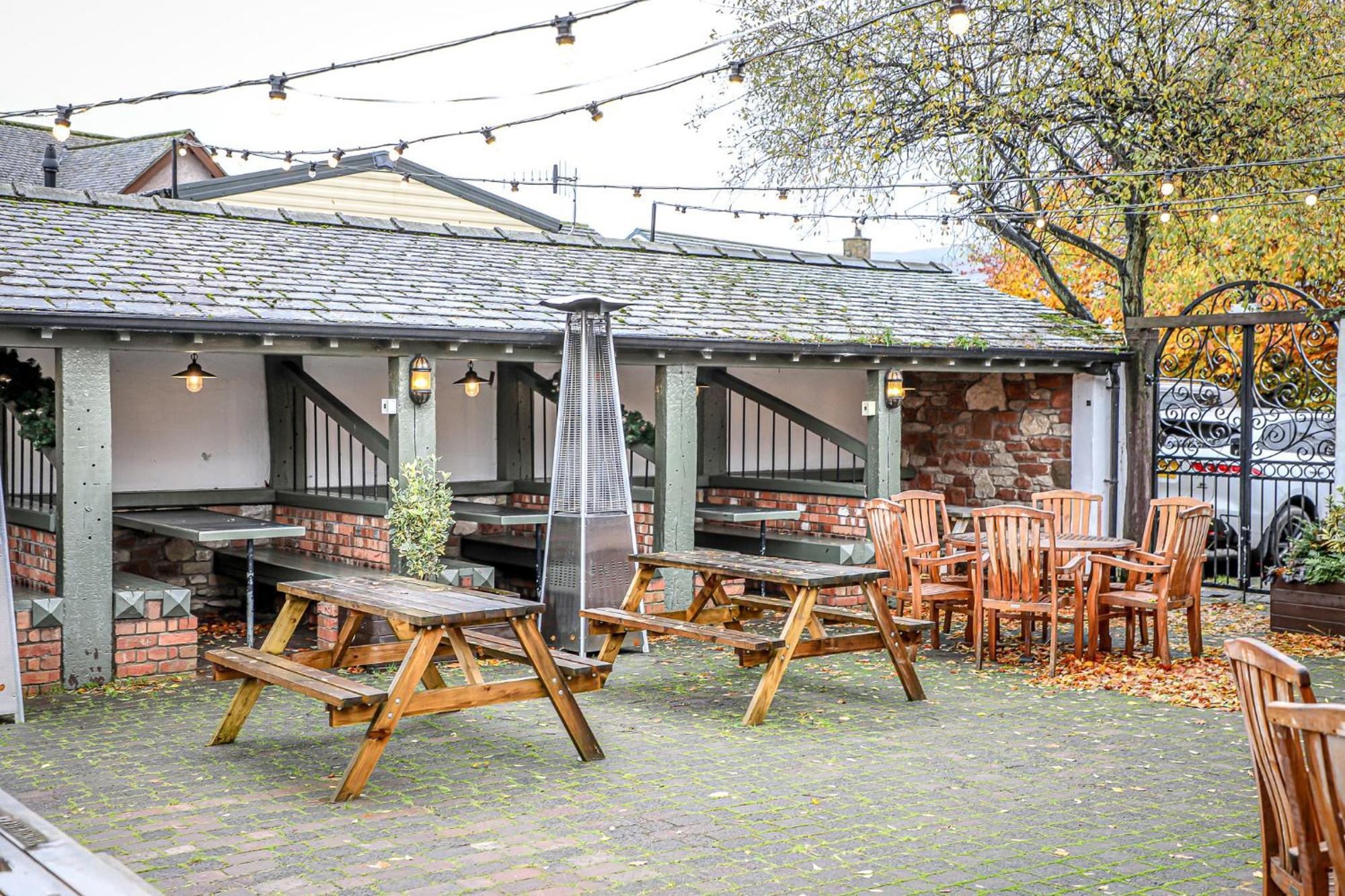 The Pooley Bridge Inn ภายนอก รูปภาพ